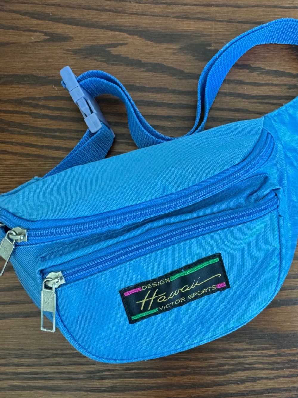 Vintage Hawaii Design Victor Sports Fanny Pack / Waist Bag